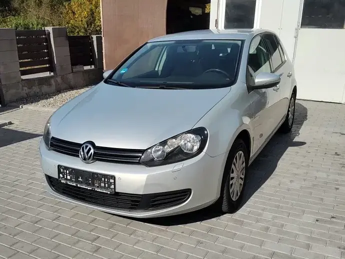 Volkswagen Golf VI