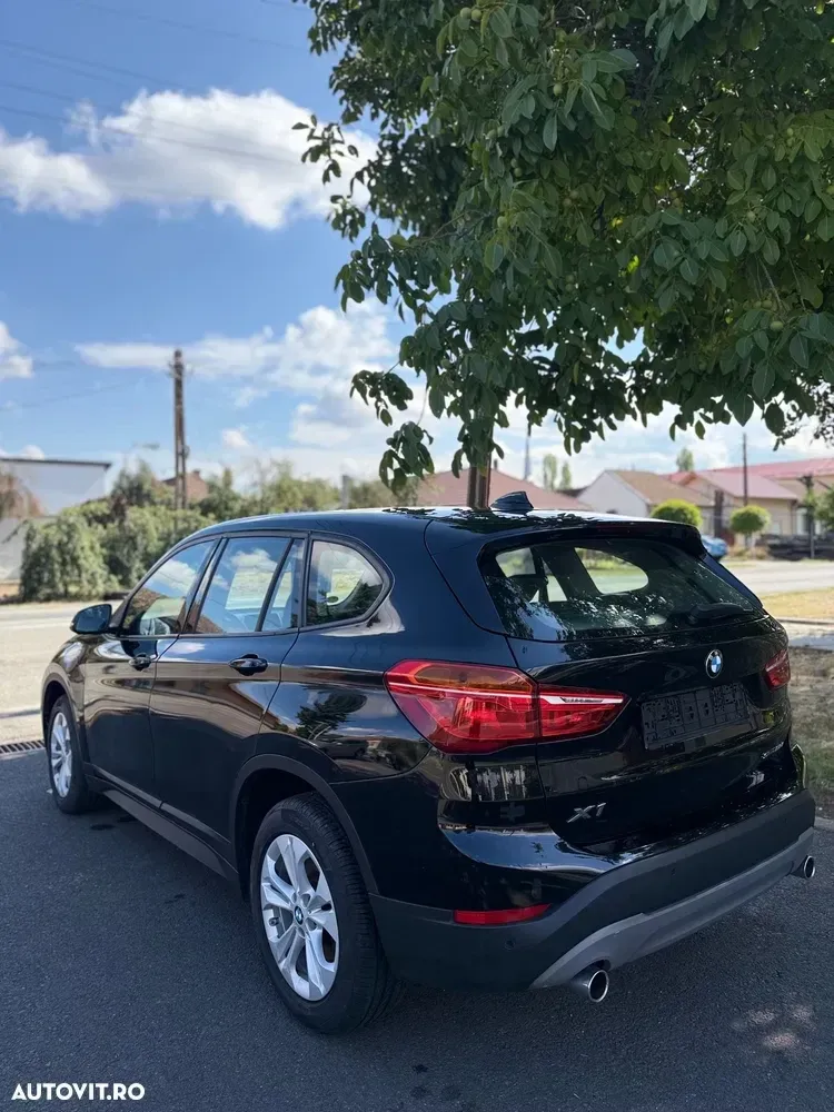 BMW X1 sDrive20i AT — imagine 3
