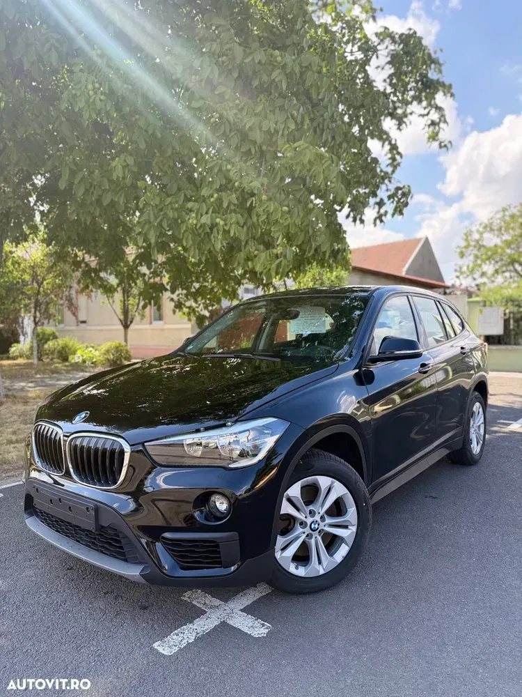 BMW X1 sDrive20i AT — imagine 2