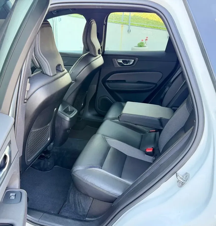 Volvo XC 60 II B4 D AWD Geartronic RDesign — imagine 10
