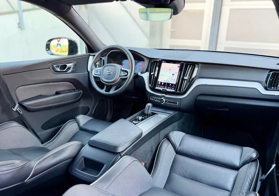 Volvo XC 60 II B4 D AWD Geartronic RDesign — imagine 8