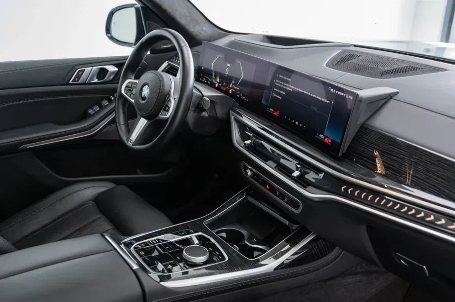 BMW X7 xDrive40d — imagine 10