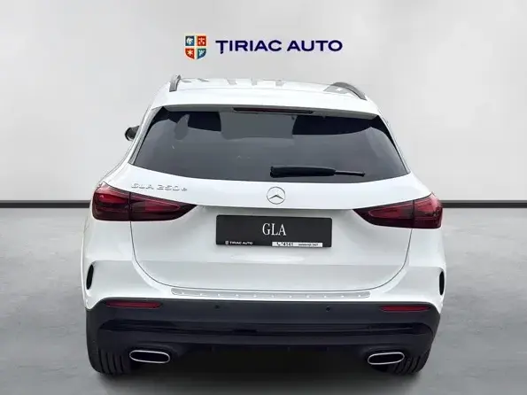 Mercedes-Benz GLA H247