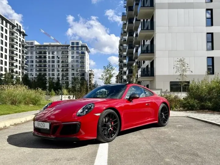 Porsche 911