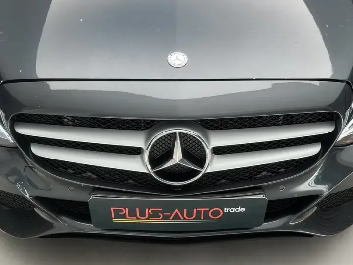 Mercedes-Benz C W205 220 d 4MATIC Aut.