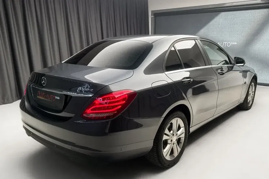Mercedes-Benz C W205 220 d 4MATIC Aut. — imagine 9