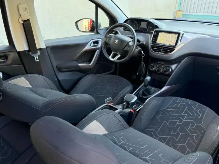 Peugeot 2008 I 1.2 VTi Active