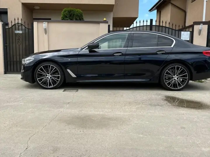 BMW Seria 5 G30/G31 [2017 - Prezent] 520d xDrive AT