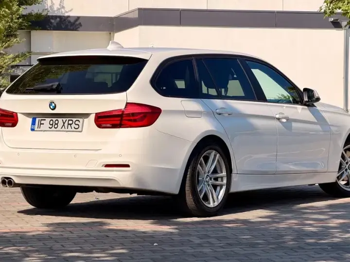 BMW Seria 3 F30/F31/F34 320d Aut. Advantage
