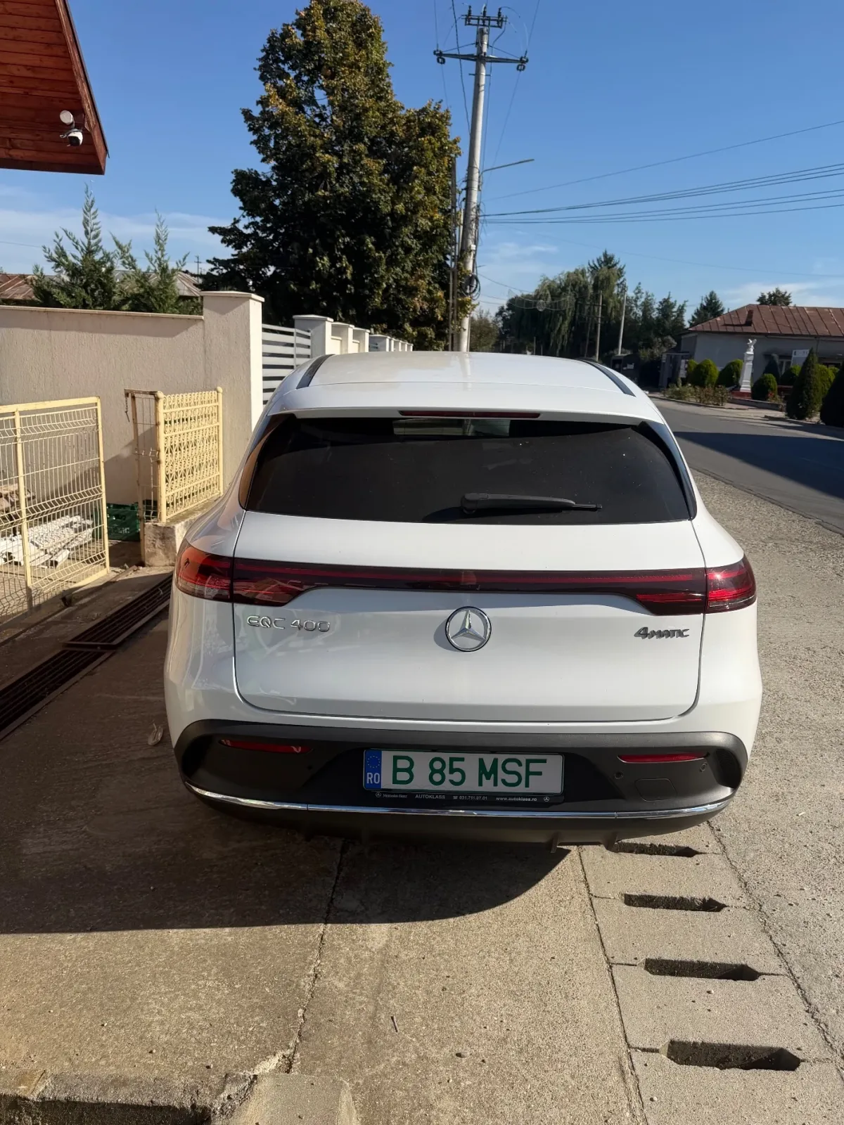 Mercedes-Benz EQC — imagine 8