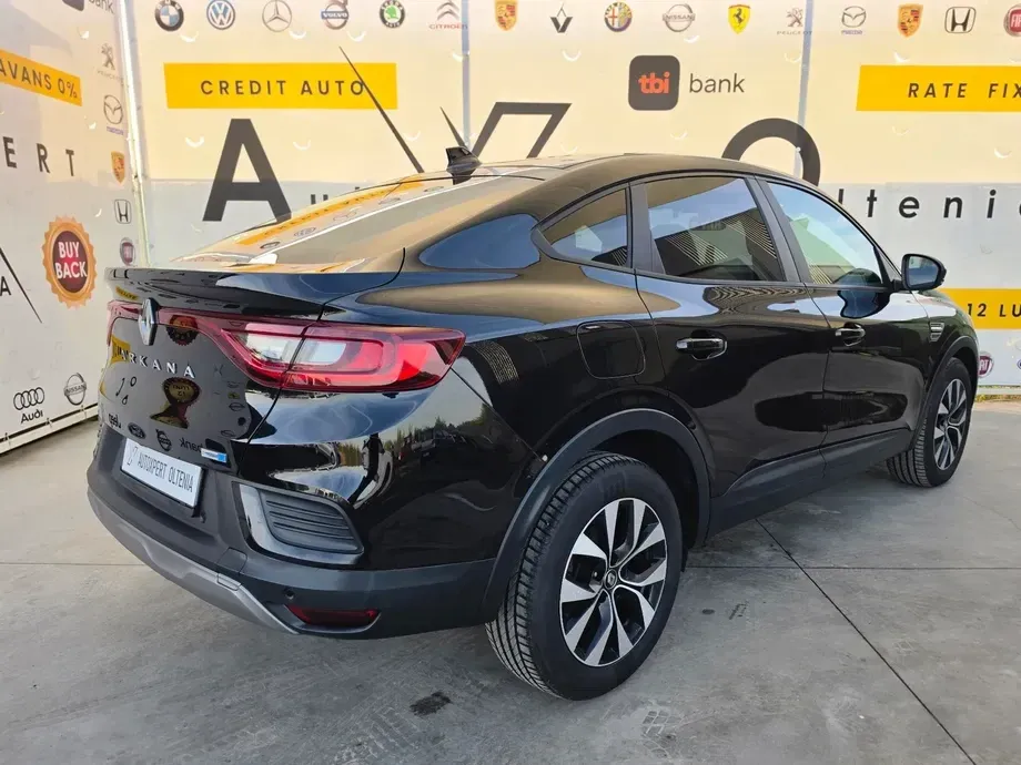 Renault Arkana E-TECH Intens — imagine 3