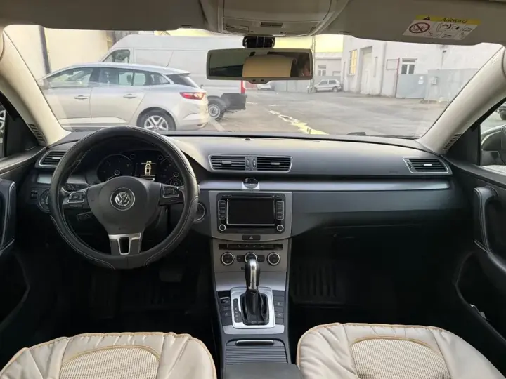 Volkswagen Passat B7 1.6 TDI BlueMotion Technology DSG Trendline