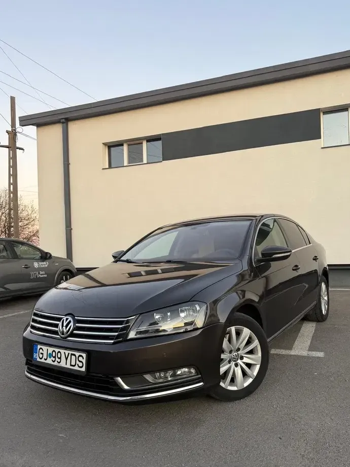 Volkswagen Passat B7 1.6 TDI BlueMotion Technology DSG Trendline — imagine 2