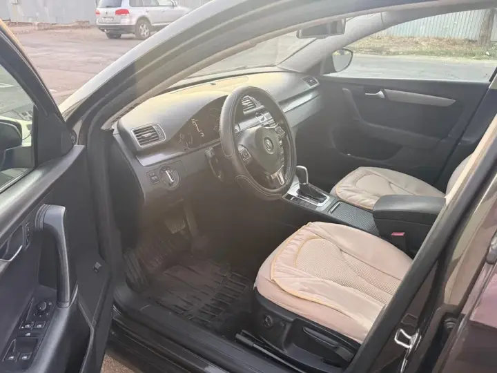 Volkswagen Passat B7 1.6 TDI BlueMotion Technology DSG Trendline