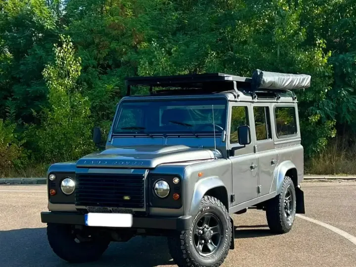 Land Rover Defender 110 S/W