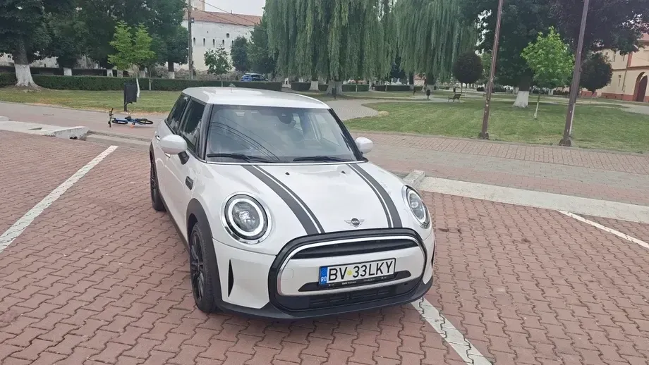 MINI Cooper — imagine 5