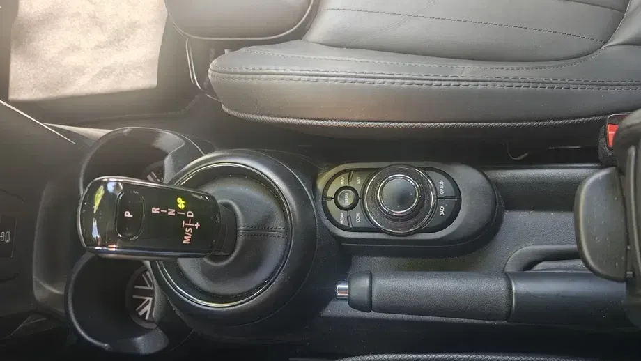 MINI Cooper — imagine 8