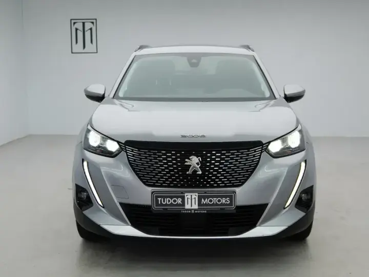 Peugeot 2008 II 1.5 BlueHDI EAT8 STT Allure Pack