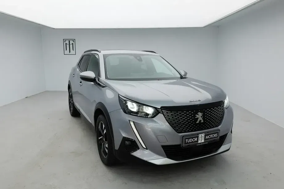 Peugeot 2008 II 1.5 BlueHDI EAT8 STT Allure Pack — imagine 2