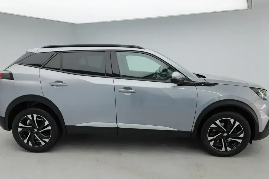 Peugeot 2008 II 1.5 BlueHDI EAT8 STT Allure Pack — imagine 8