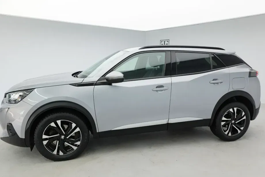 Peugeot 2008 II 1.5 BlueHDI EAT8 STT Allure Pack — imagine 7