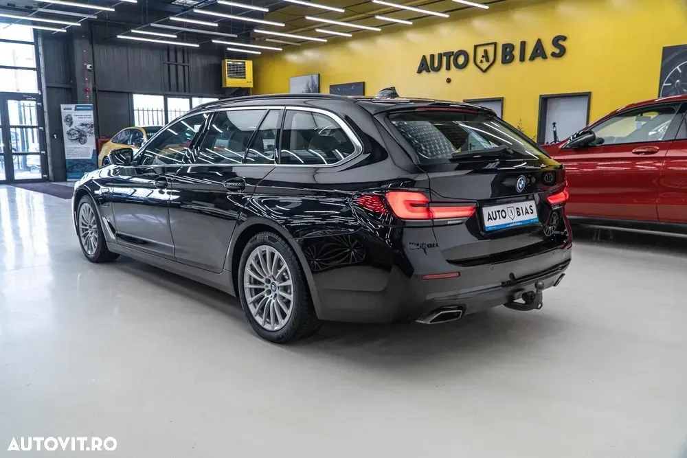 BMW Seria 5 520e Aut. Luxury Line — imagine 5