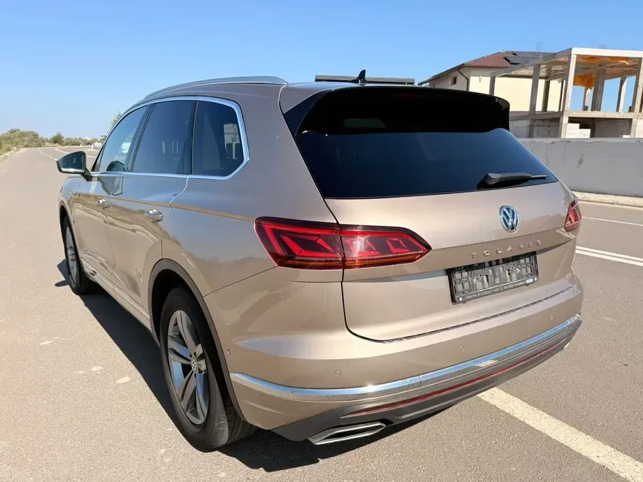 Volkswagen Touareg III — imagine 8