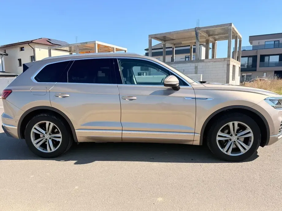 Volkswagen Touareg III — imagine 4