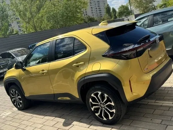 Toyota Yaris — imagine 2
