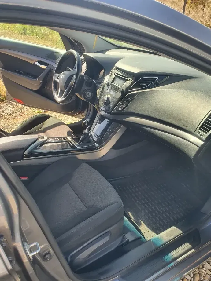 Hyundai i40 — imagine 8