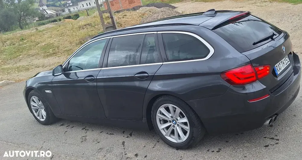 BMW Seria 5 F10/F11/F07 [2010 - 2017] — imagine 2