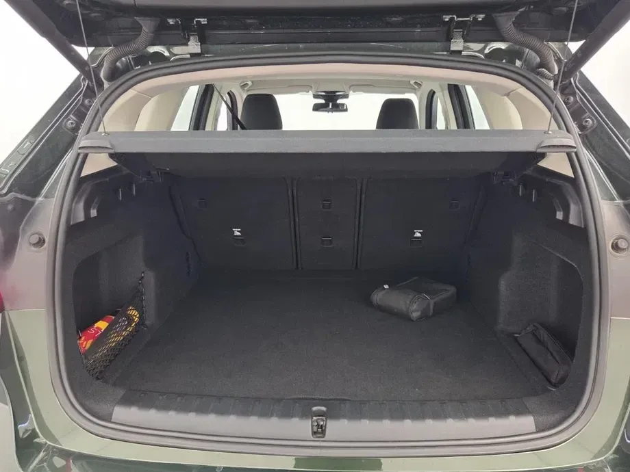 BMW X1 sDrive18i AT — imagine 8