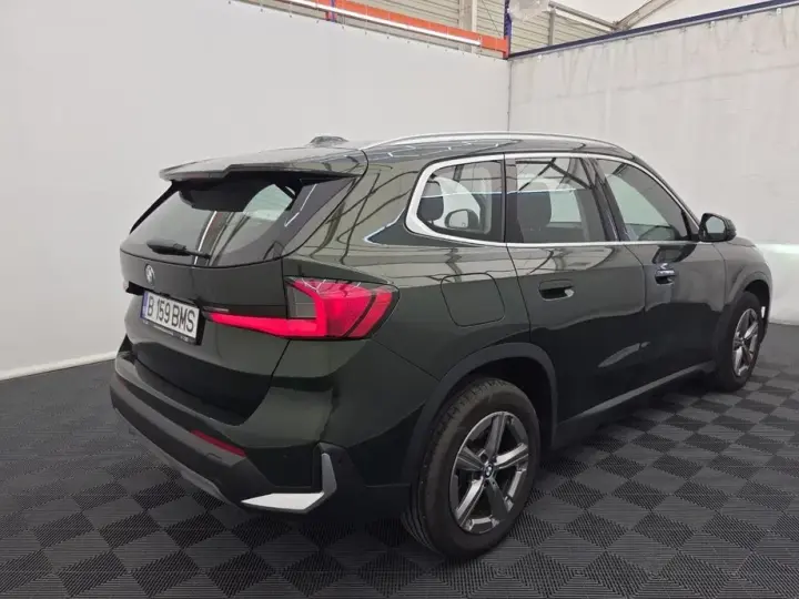 BMW X1 sDrive18i AT