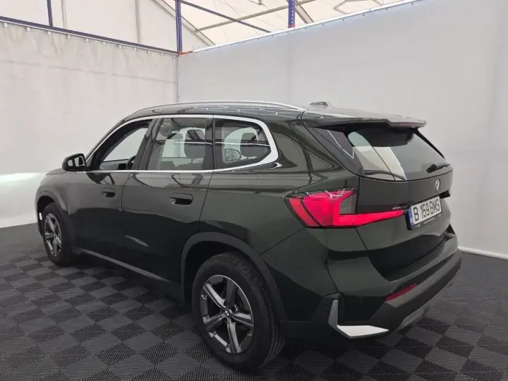 BMW X1 sDrive18i AT