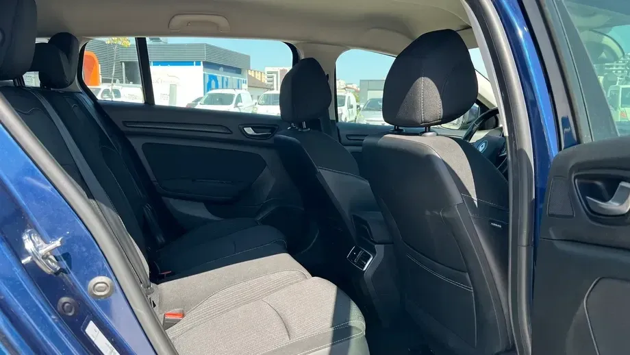 Renault Mégane IV BLUE dCi 115 EDC BUSINESS EDITION — imagine 7