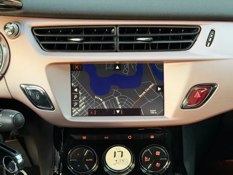 DS Automobiles DS 3 PureTech 130 Start & Stop SportChic — imagine 10