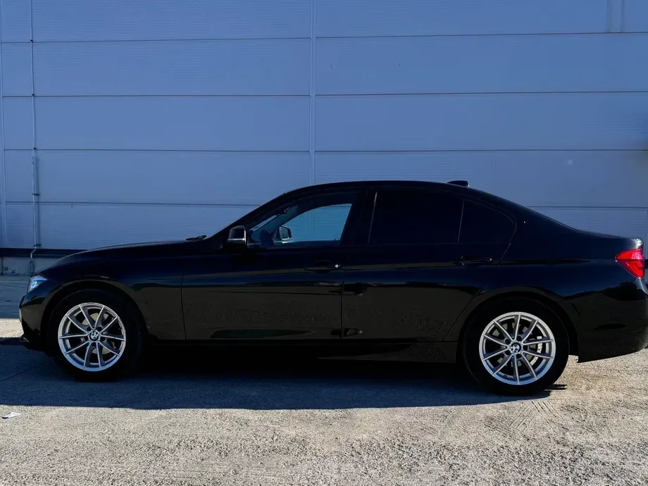 BMW Seria 3 F30/F31/F34 320i AT — imagine 5