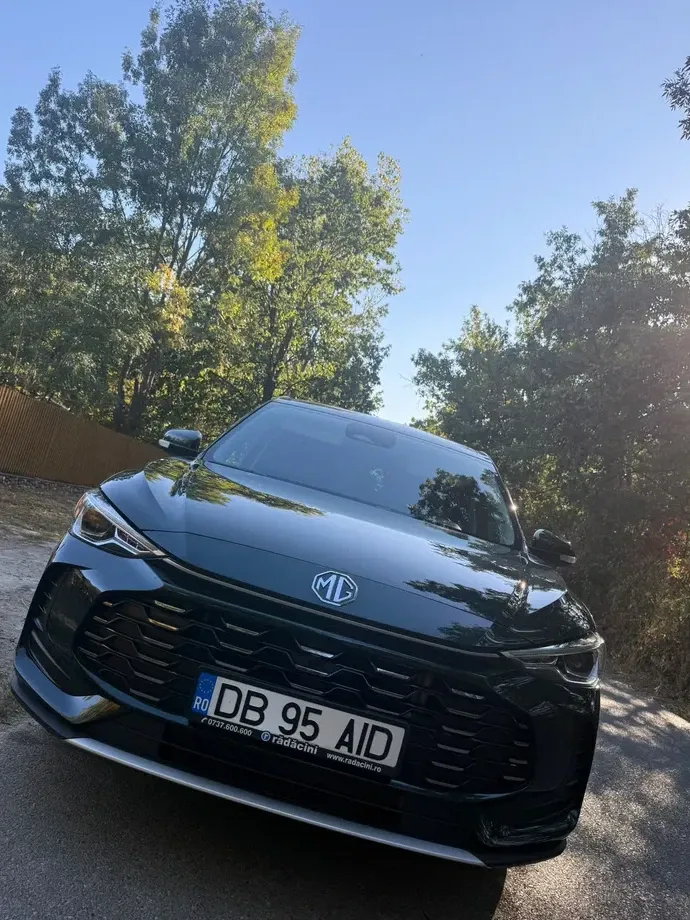 MG ZS HEV — imagine 2
