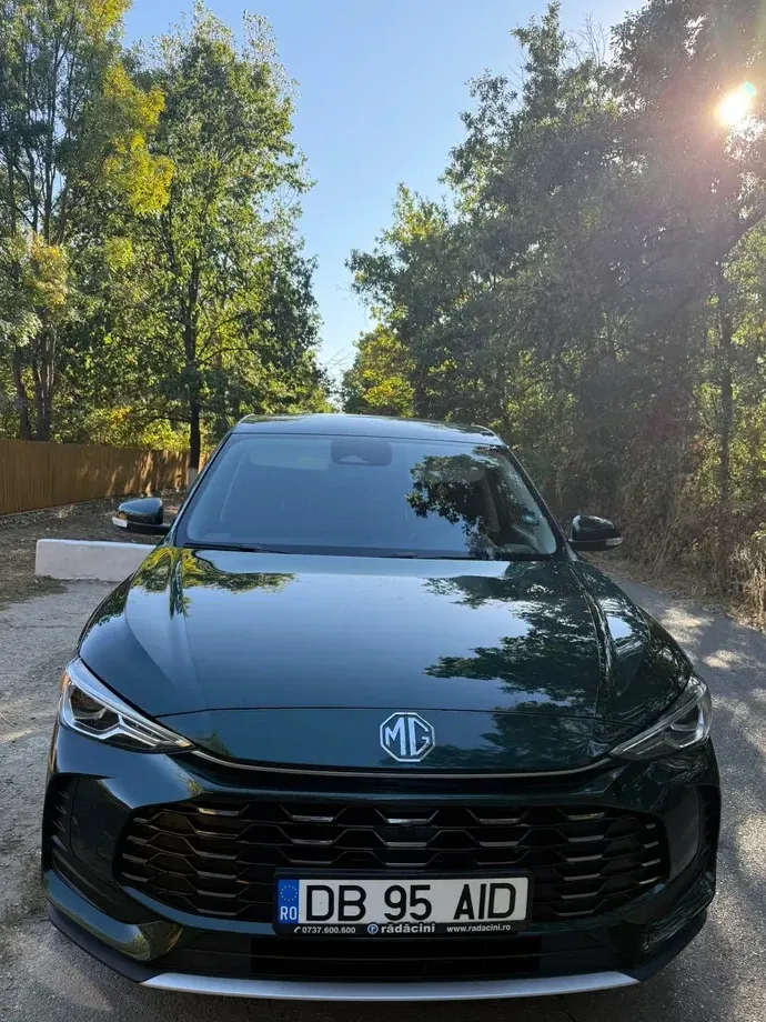 MG ZS HEV — imagine 4