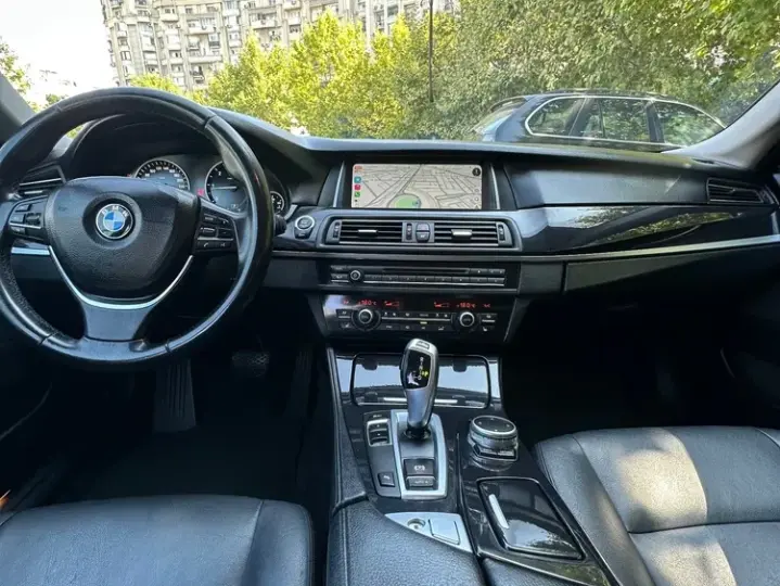BMW Seria 5 F10/F11/F07 [2010 - 2017] 525d Aut. Modern Line