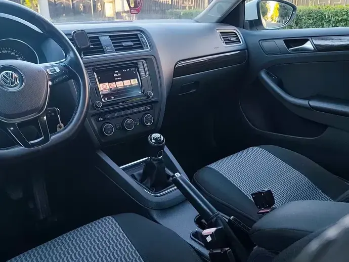 Volkswagen Jetta A6