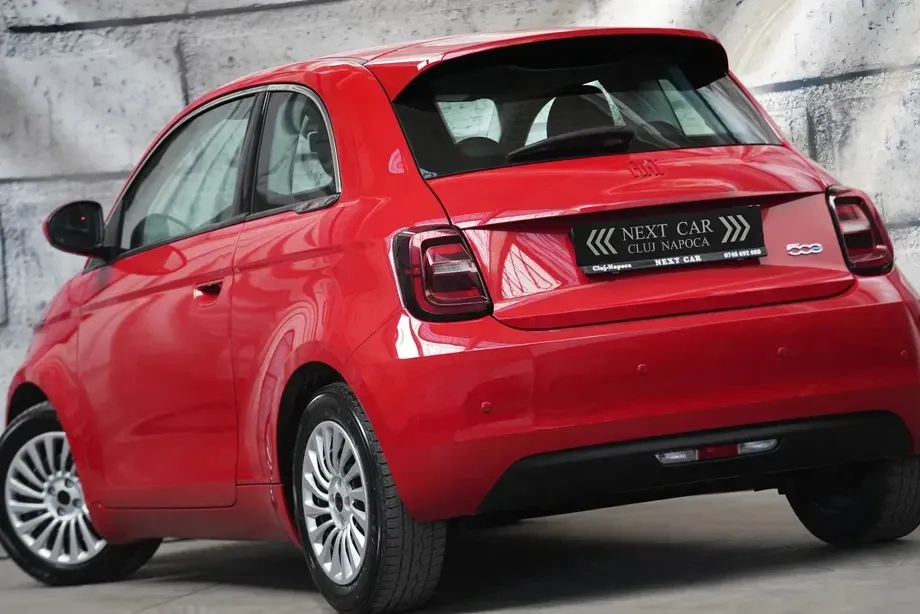 FIAT 500E 42kWh ICON — imagine 4