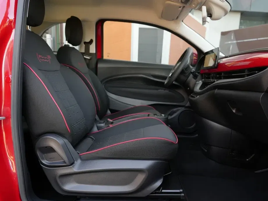 FIAT 500E 42kWh ICON — imagine 8