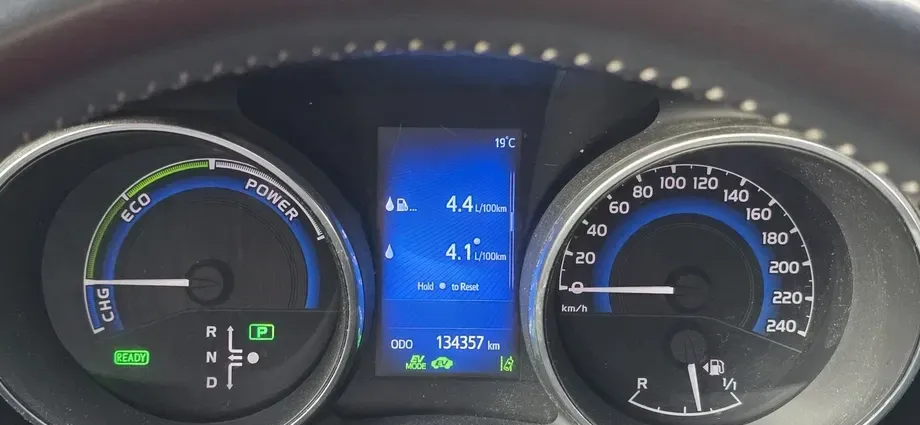 Toyota Auris II — imagine 7