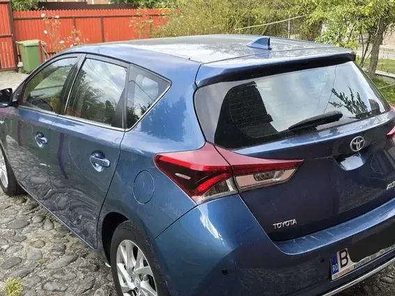 Toyota Auris II
