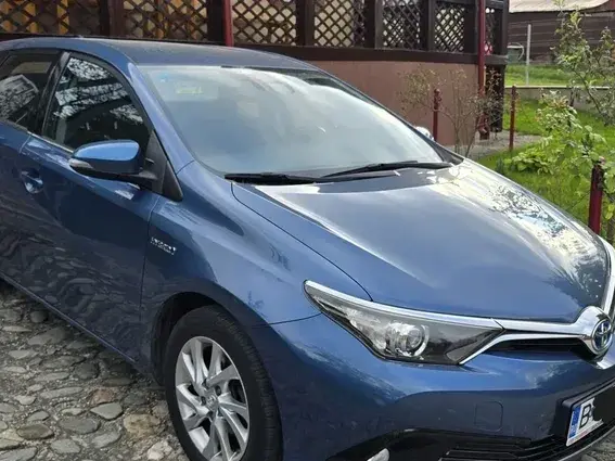 Toyota Auris II