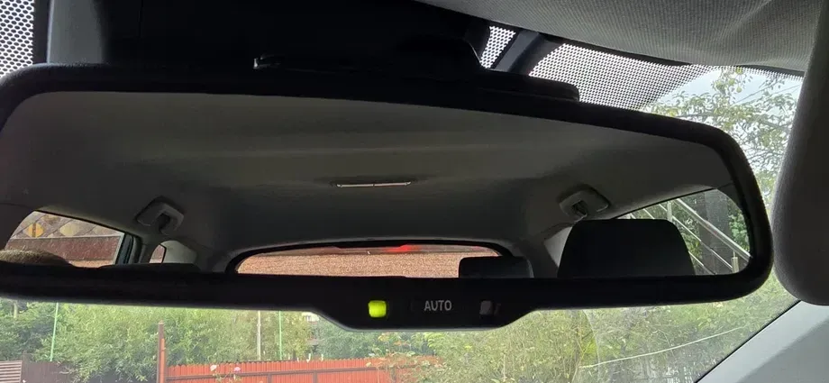 Toyota Auris II — imagine 8
