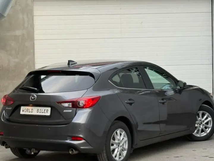 Mazda 3 III
