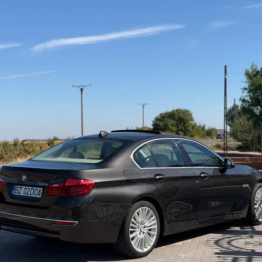 BMW Seria 5 F10/F11/F07 — imagine 4