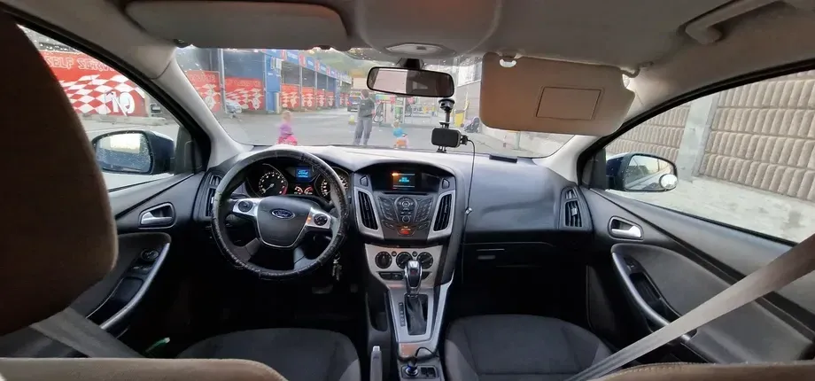 Ford Focus MK3 — imagine 3